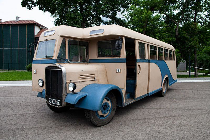 CORGI BRISTOL L5G автобус (1939-1958), Великобритания