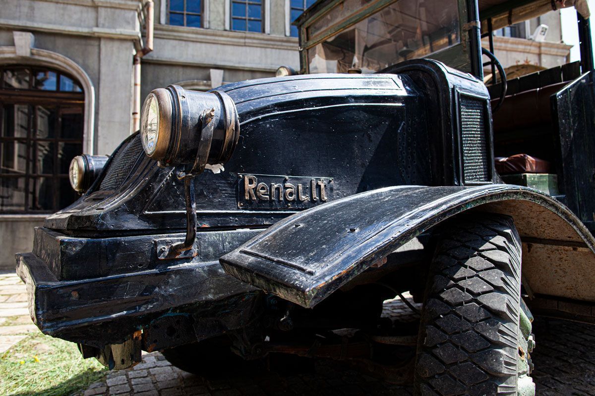 Renault (1920), Франция